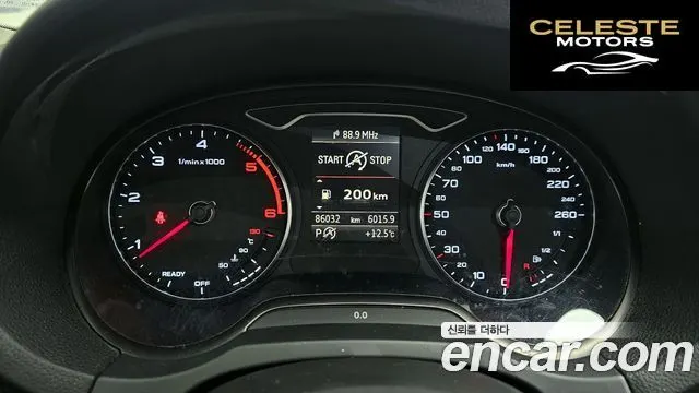 AUDI A3 35 TDI Dynamic 2016 — photo 8 sur 20