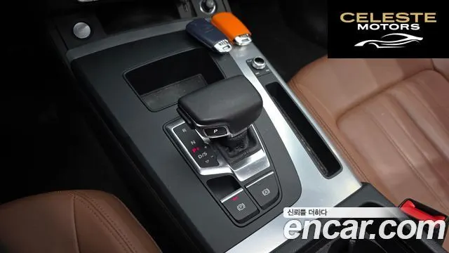AUDI Q5 (FY) 40 TDI Quattro Premium Sportback 2023 — photo 12 sur 41