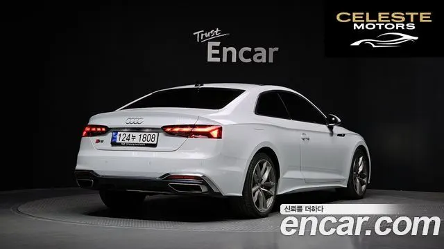 AUDI A5 (F5) 45 TFSI Quattro Coupé 2021 — photo 2 sur 35