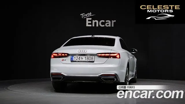 AUDI A5 (F5) 45 TFSI Quattro Coupé 2021 — photo 4 sur 35