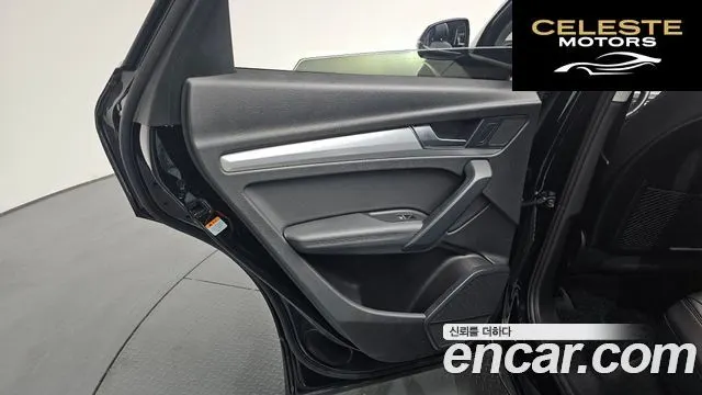 AUDI Q5 (FY) 45 TFSI Quattro 2020 — photo 14 sur 35