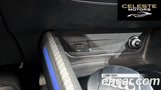 AUDI Q2 35 TDI Premium 2023 — photo 30 sur 34