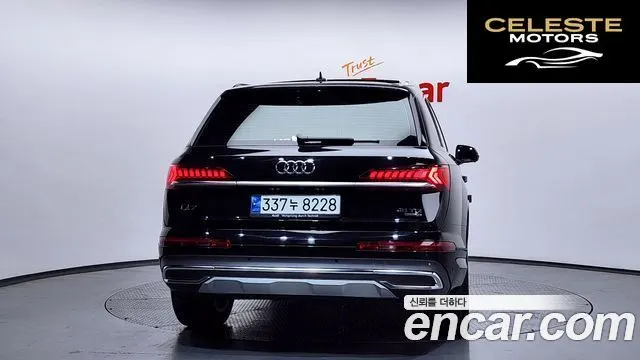 AUDI Q7 (4M) 45 TDI Quattro 2023 — photo 4 sur 47