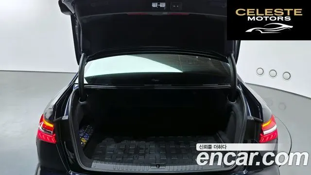 AUDI A6 (C8) 45 TDI Quattro Premium 2021 — photo 32 sur 34