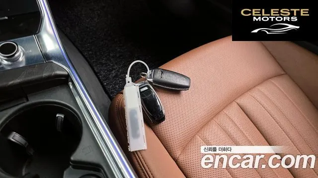 AUDI A6 (C8) 45 TFSI Premium 2021 — photo 33 sur 35