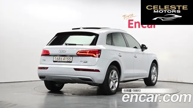 AUDI Q5 (FY) 45 TFSI Quattro 2020 — photo 2 sur 20