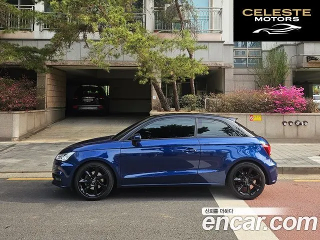 AUDI A1 30 TDI Premium 2015 — photo 9 sur 24