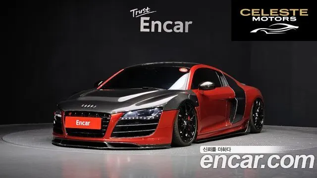 AUDI R8 5.2 V10 Coupé 2010 — photo 1 sur 20