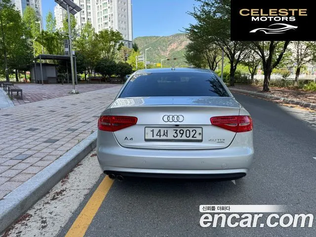 AUDI A4 2.0 TDI Quattro Dynamic 2013 — photo 8 sur 26