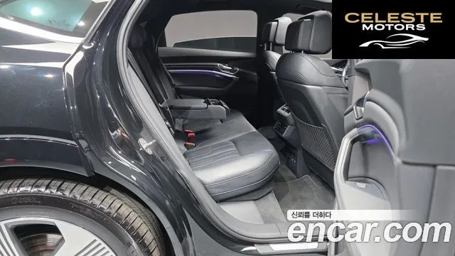 AUDI e-55 Quattro Sportback 2022 — photo 17 sur 34