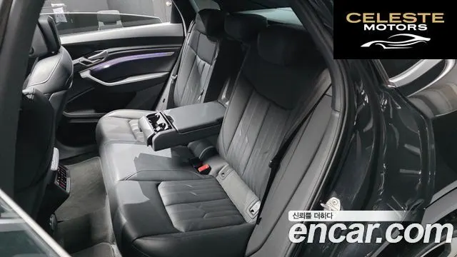AUDI e-55 Quattro Sportback 2022 — photo 18 sur 34