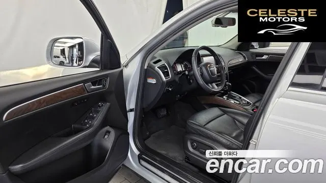 AUDI Q5 2.0 TDI Quattro Dynamic 2012 — photo 10 sur 20