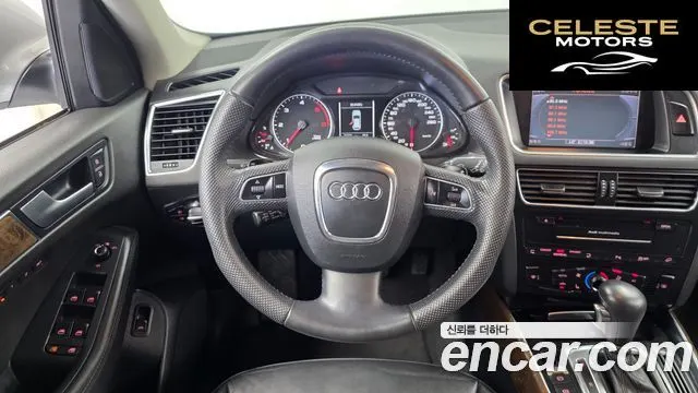 AUDI Q5 2.0 TDI Quattro Dynamic 2012 — photo 13 sur 20