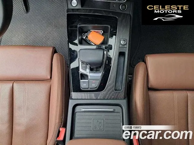 AUDI Q5 (FY) 45 TFSI Quattro Premium Sportback 2023 — photo 13 sur 26