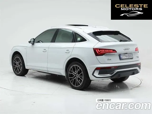 AUDI Q5 (FY) 45 TFSI Quattro Premium Sportback 2023 — photo 4 sur 26