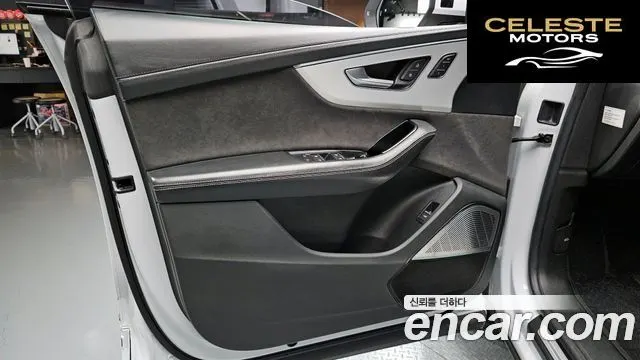 AUDI Q8 (4M) 50 TDI Quattro Premium 2020 — photo 14 sur 35