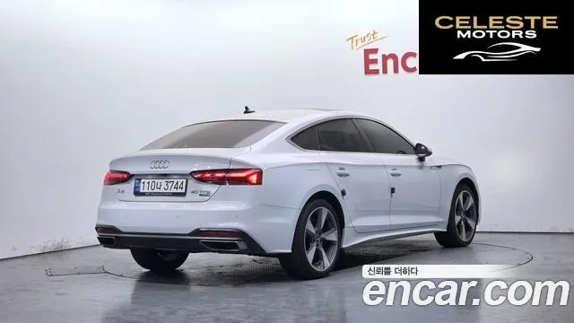 AUDI A5 (F5) 40 TFSI Quattro Sportback 2021 — photo 2 sur 20