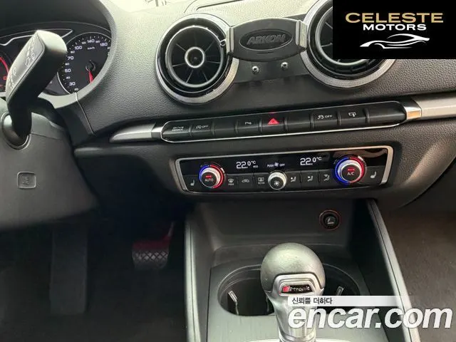 AUDI A3 35 TDI Dynamic Sportback 2015 — photo 11 sur 20