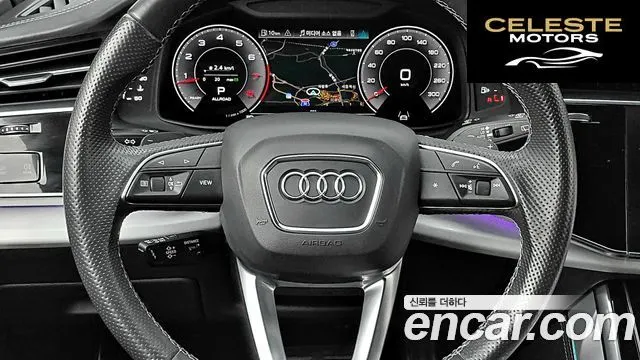 AUDI Q8 (4M) 55 TFSI Quattro Premium 2021 — photo 12 sur 26