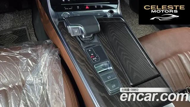 AUDI A6 (C8) 45 TFSI Premium 2020 — photo 12 sur 35