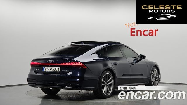 AUDI A7 (4K) 55 TFSI Quattro Premium 2022 — photo 1 sur 31