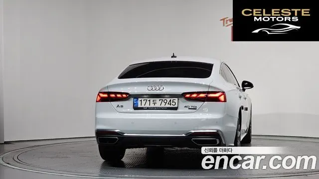 AUDI A5 (F5) 40 TDI Quattro Premium Sportback 2021 — photo 4 sur 36