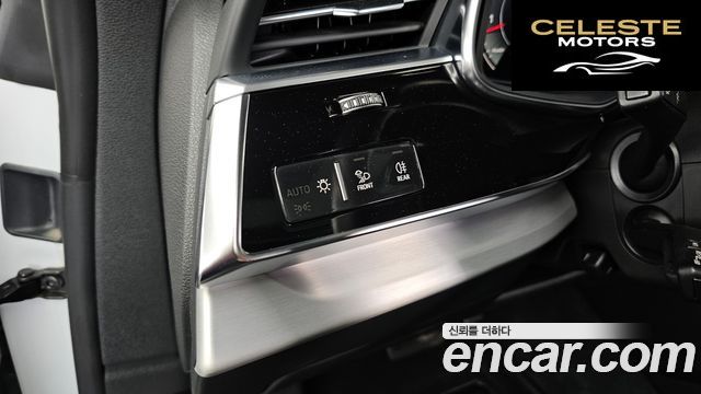 AUDI Q8 (4M) 55 TFSI Quattro Premium 2021 — photo 28 sur 35