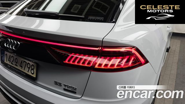 AUDI Q8 (4M) 55 TFSI Quattro Premium 2021 — photo 9 sur 35