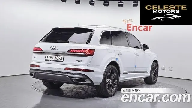 AUDI Q7 (4M) 45 TDI Quattro Premium 2021 — photo 2 sur 31