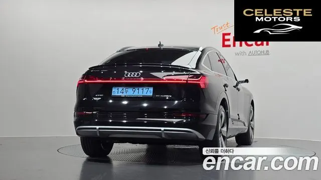 AUDI e-55 Quattro Sportback 2021 — photo 4 sur 35