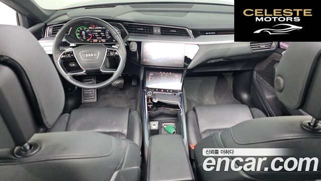 AUDI e-55 Quattro Sportback 2021 — photo 10 sur 37