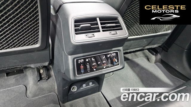 AUDI e-55 Quattro Sportback 2021 — photo 31 sur 37