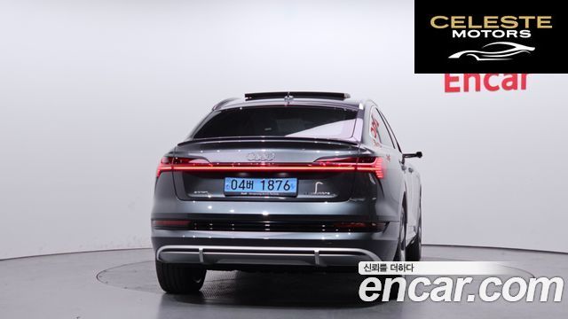 AUDI e-55 Quattro Sportback 2021 — photo 4 sur 37
