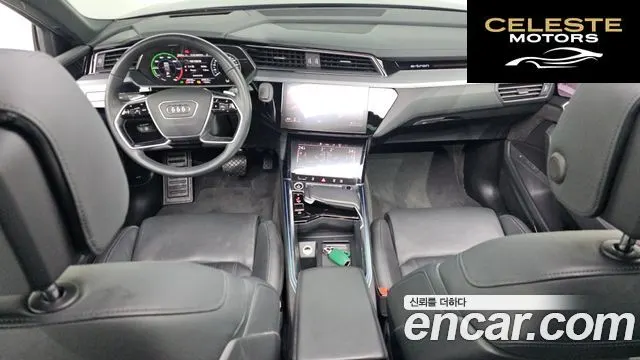 AUDI e-55 Quattro Sportback 2021 — photo 10 sur 37