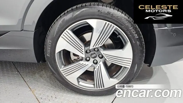 AUDI e-55 Quattro Sportback 2021 — photo 7 sur 37