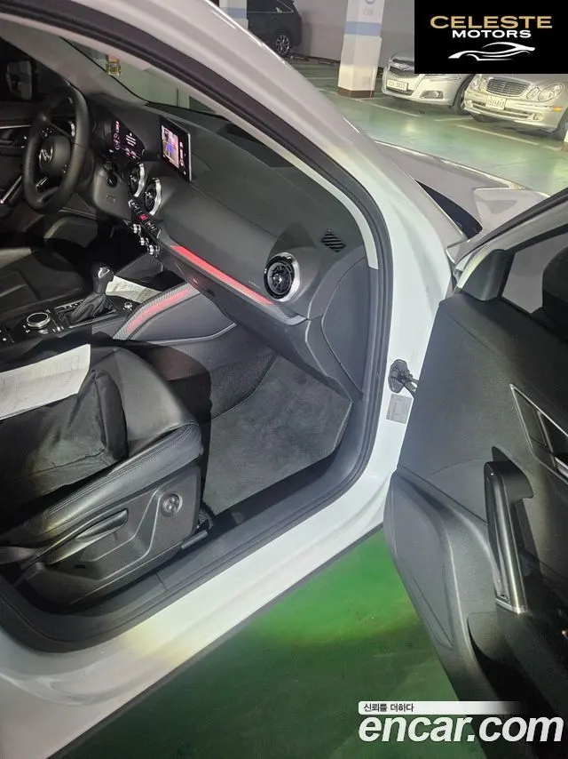 AUDI Q2 35 TDI 2023 — photo 6 sur 18