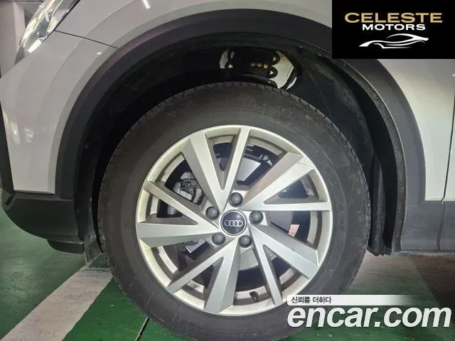 AUDI Q2 35 TDI 2023 — photo 9 sur 18