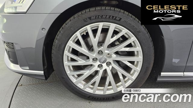 AUDI A8 (D5) 55 TFSI Quattro LWB 2020 — photo 5 sur 20