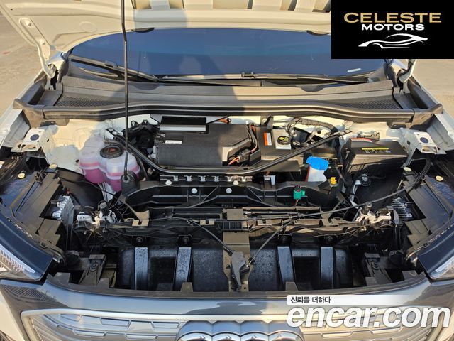 AUDI Q4 e-(F4) 40 Premium 2023 — photo 11 sur 26