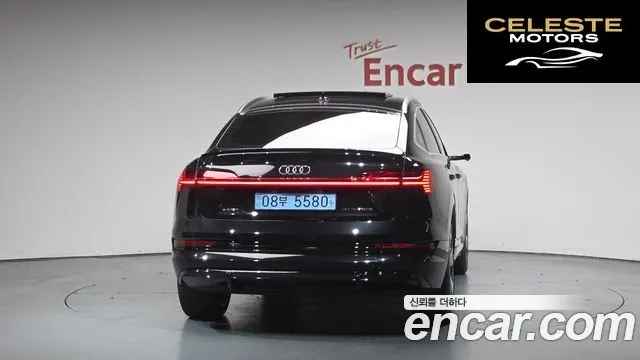 AUDI e-55 Quattro Sportback 2023 — photo 4 sur 34
