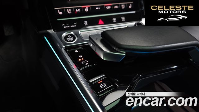 AUDI e-55 Quattro Sportback 2023 — photo 11 sur 34