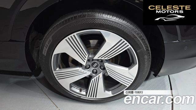 AUDI e-55 Quattro Sportback 2023 — photo 7 sur 34