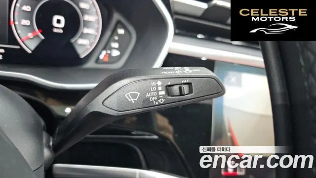 AUDI Q3 (F3) 40 TFSI Quattro Premium 2025 — photo 31 sur 33