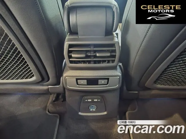 AUDI Q4 e-(F4) 45 Sportback 2025 — photo 17 sur 25