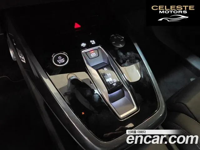 AUDI Q4 e-(F4) 45 Sportback 2025 — photo 9 sur 25