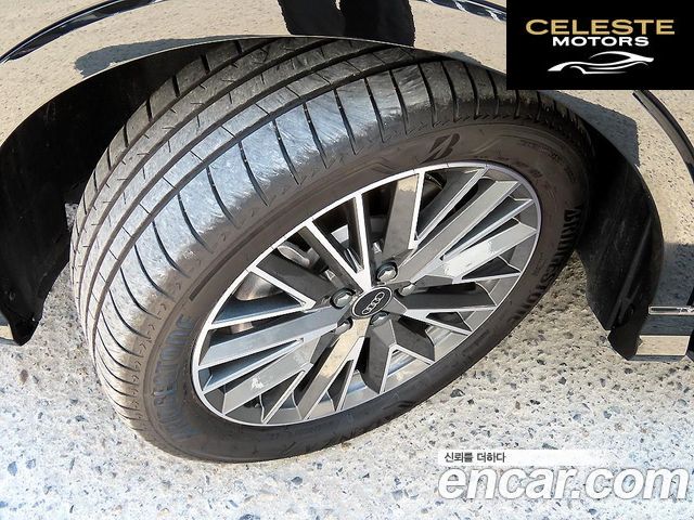 AUDI Q3 (F3) 40 TFSI Quattro Premium 2025 — photo 5 sur 26