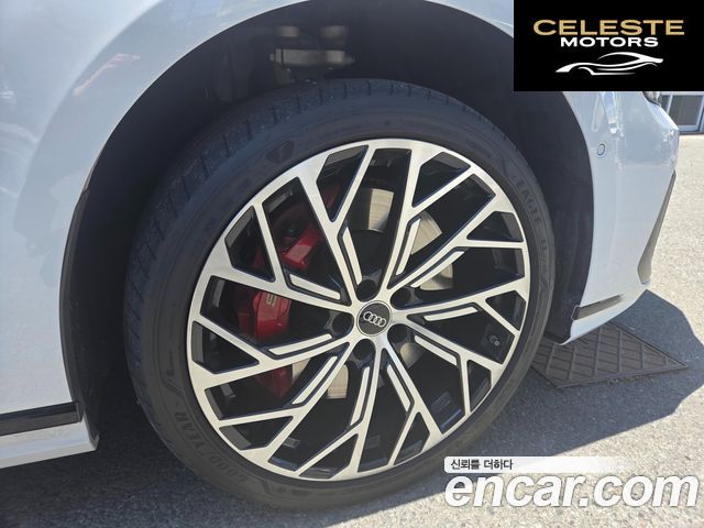 AUDI S8 (D5) 4.0 TFSI Quattro LWB 2023 — photo 11 sur 22
