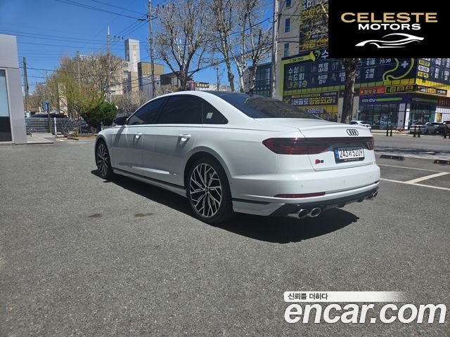 AUDI S8 (D5) 4.0 TFSI Quattro LWB 2023 — photo 9 sur 22