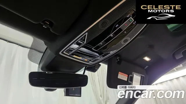AUDI A8 (D5) 55 TFSI Quattro LWB 2020 — photo 32 sur 35