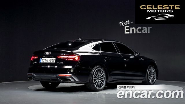 AUDI A5 (F5) 40 TFSI Quattro Premium Sportback 2023 — photo 2 sur 34